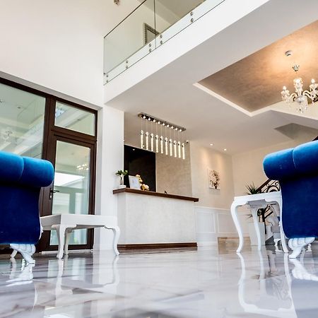 J'Adore Boutique Hotel Lugoj Ngoại thất bức ảnh