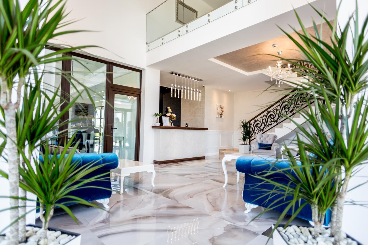 J'Adore Boutique Hotel Lugoj Ngoại thất bức ảnh