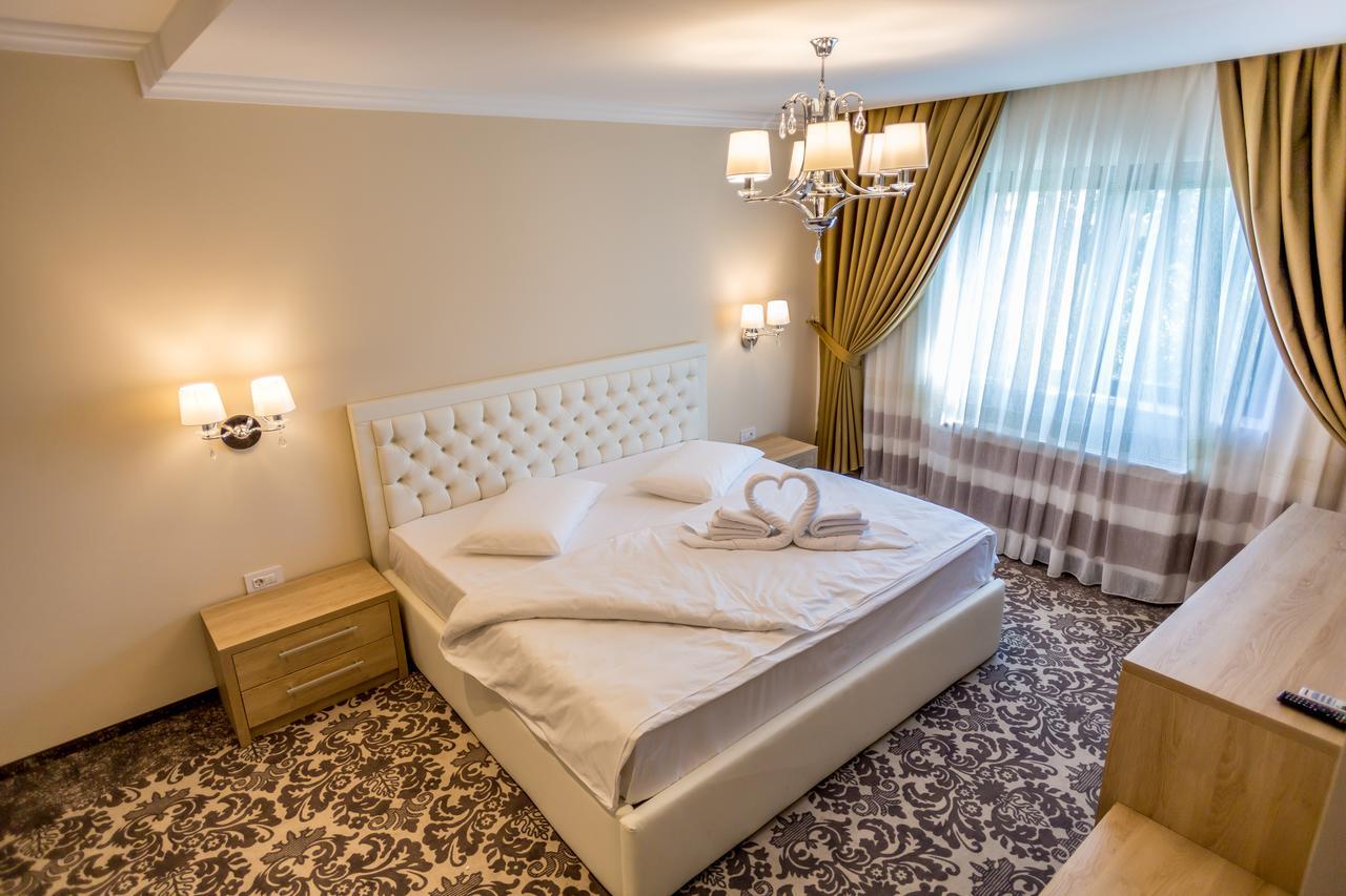 J'Adore Boutique Hotel Lugoj Ngoại thất bức ảnh