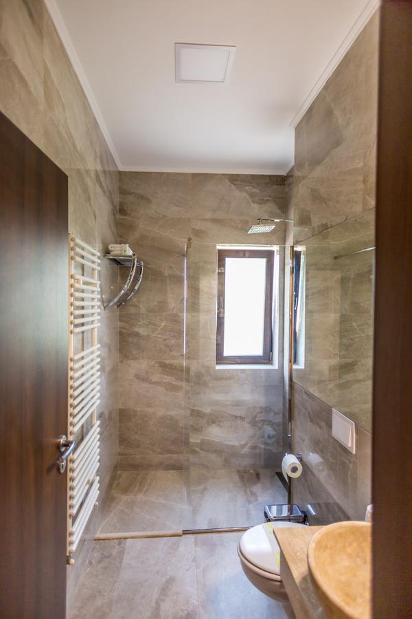 J'Adore Boutique Hotel Lugoj Ngoại thất bức ảnh