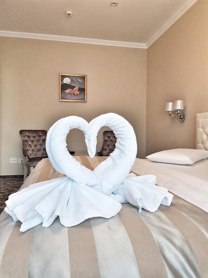 J'Adore Boutique Hotel Lugoj Ngoại thất bức ảnh