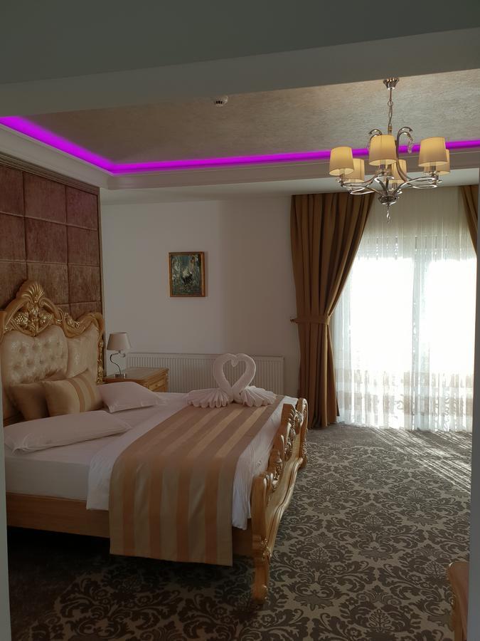J'Adore Boutique Hotel Lugoj Ngoại thất bức ảnh